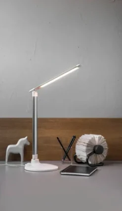 Airam Gina LED Bordslampa USB