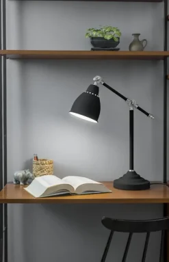 Airam Sansa Bordslampa