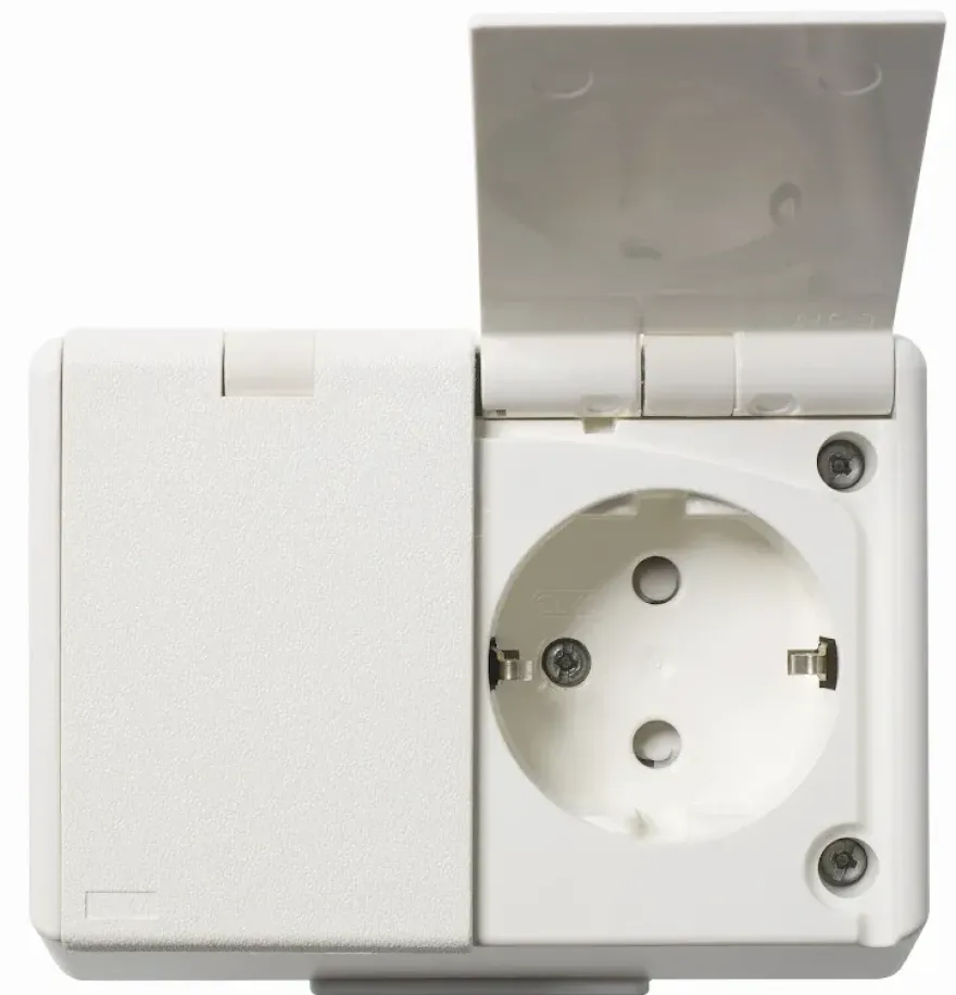 Elko 2-vägsuttag UTP IP44 med lock