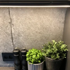Namron Aluminiumprofil 2114 Utanpåliggande 2m