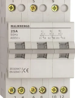 Växlingsomkopplade 3-pol 25A I-0II